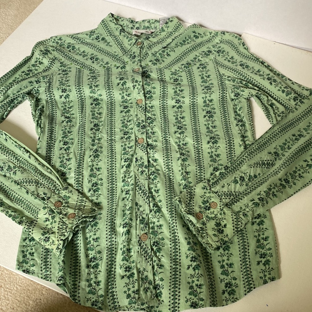 Periscope Green Floral Blouse